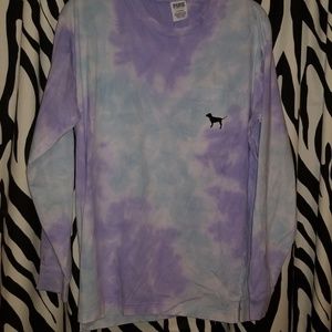 Victoria secret campus tee